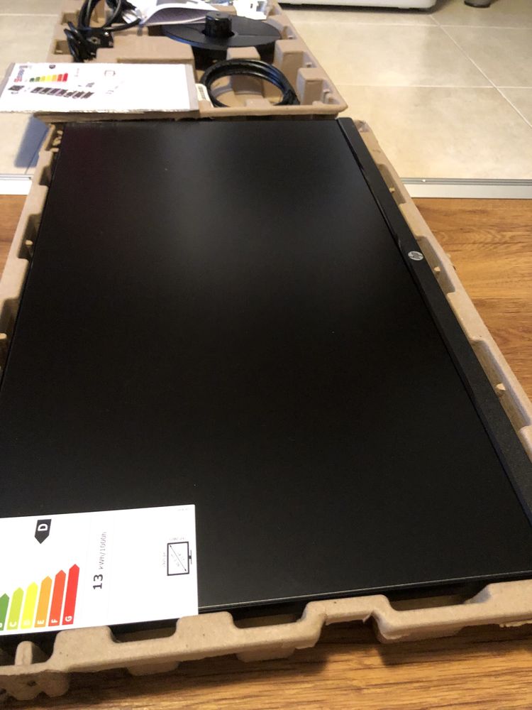V24i FHD Monitor HP