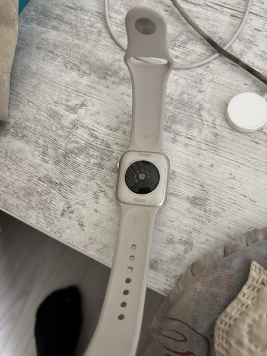 Apple watch se 2nd gen 40mm gps