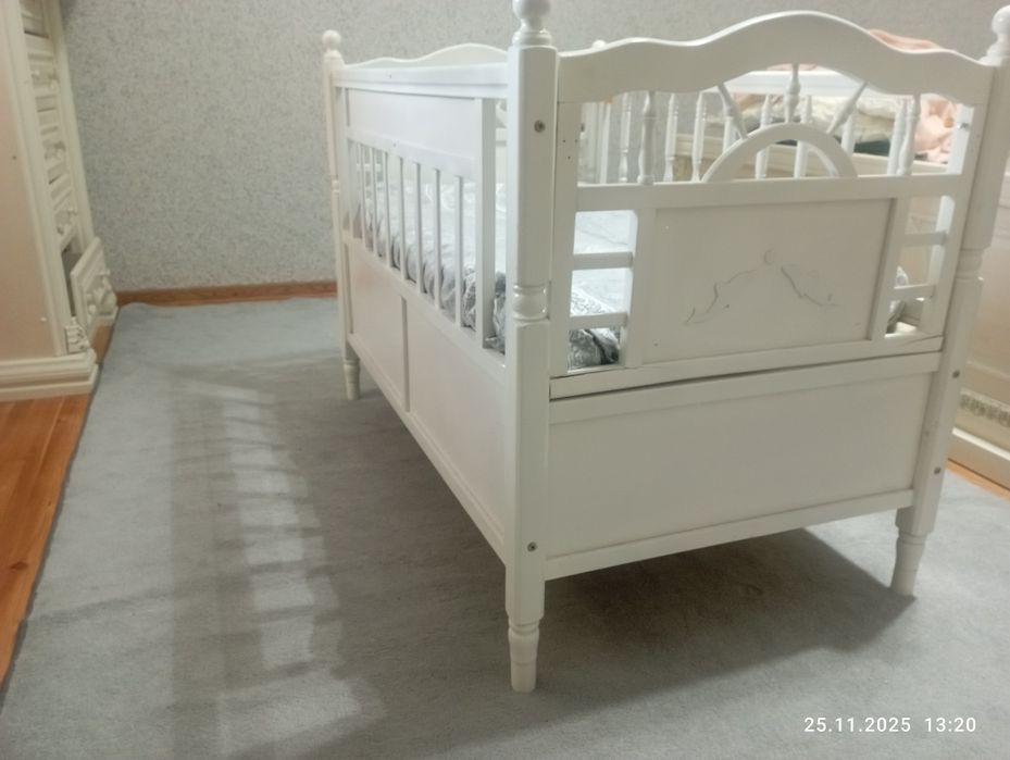 Bolalar kravati sotiladi