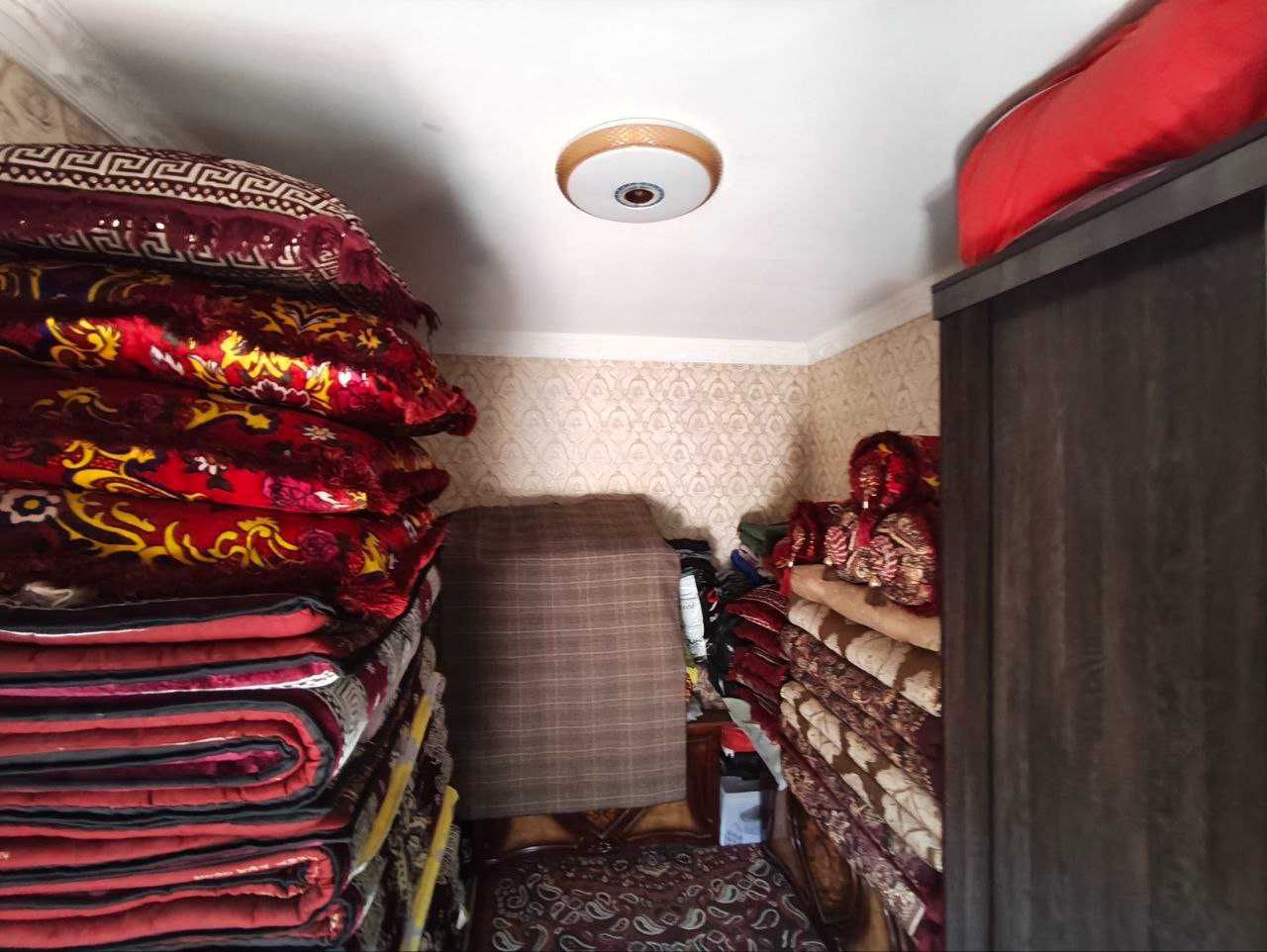 Уй срочно жуда кулай локация, 1 линия, нархи 37000