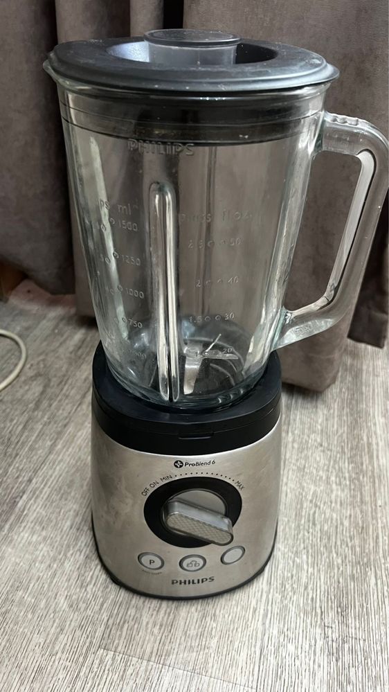 Продам блендер Philips