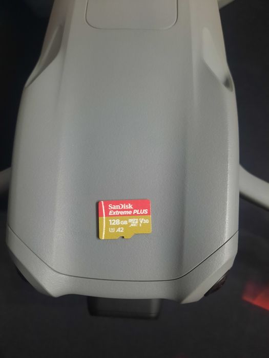 Drona dji Air 3 fly more combo