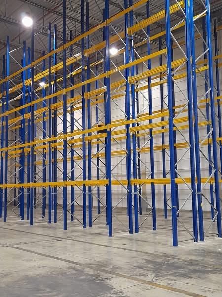 Rafturi metalice depozitare