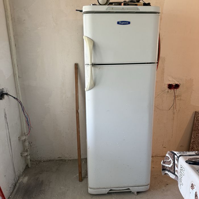 Холодильник рабочий