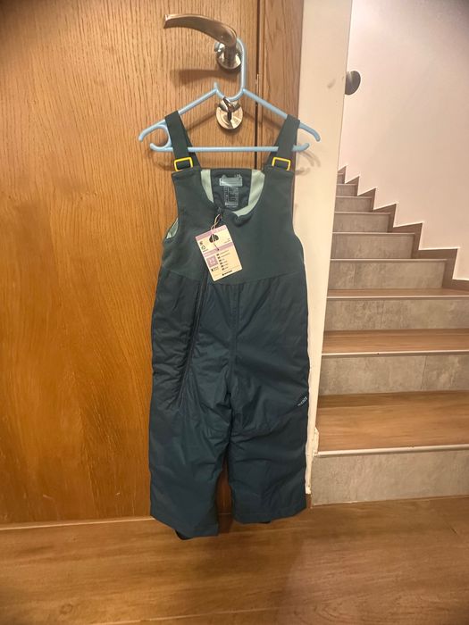 Детски ски гащеризон