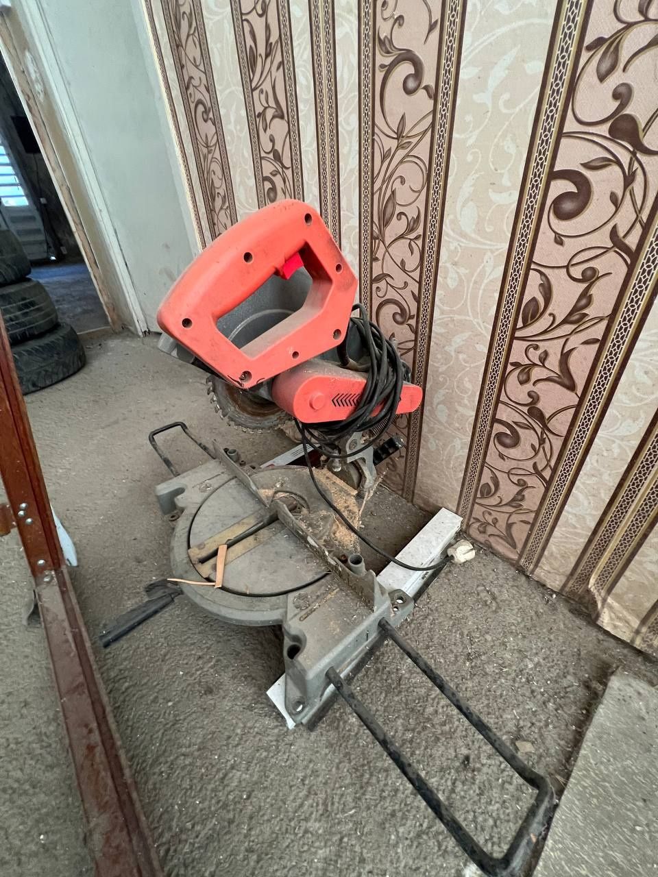 Akfa aparatlari sotiladi