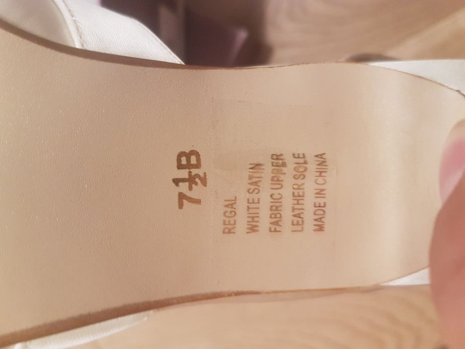 Дамски сватбени обувки Dyeables