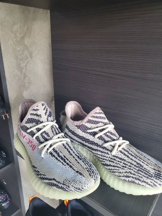 Adidasi YEEZY Boost 350
