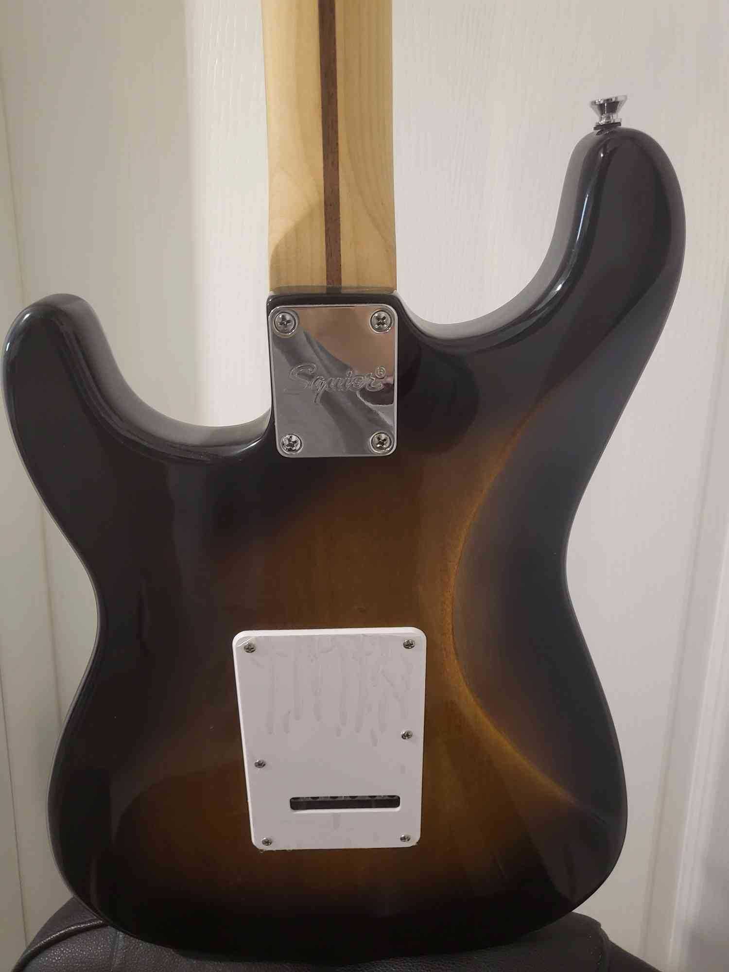 Chitara electrica Fender Squier + amplificator