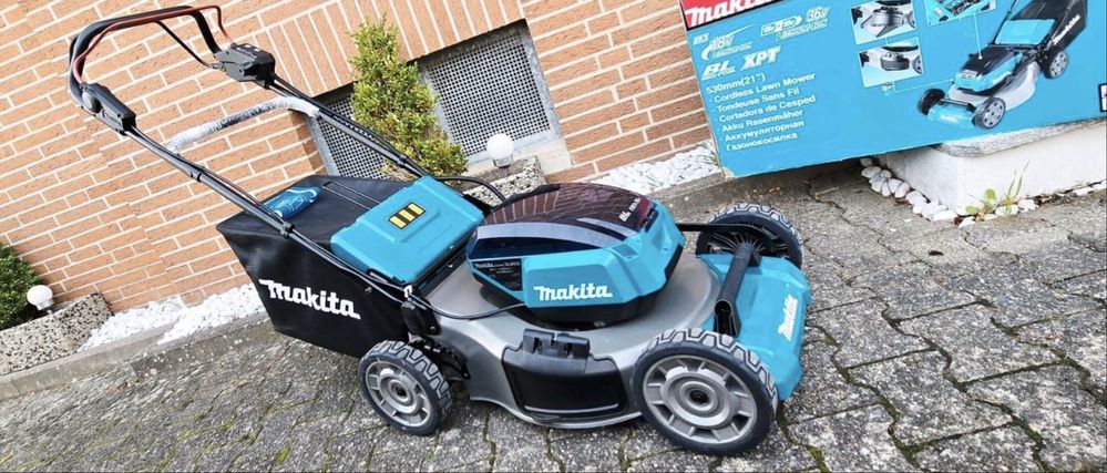 Косачка Makita DLM532Z Cordless Lawn Mower