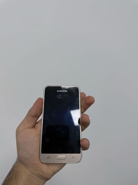 Продам смартфоны
