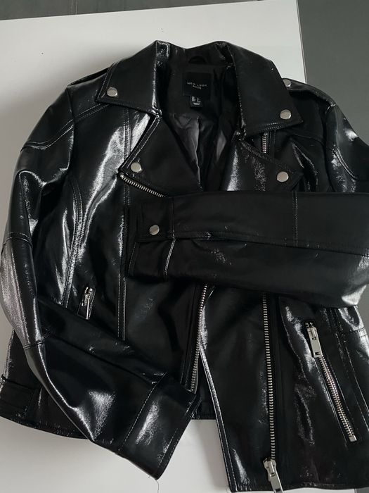 Лачено преходно яке