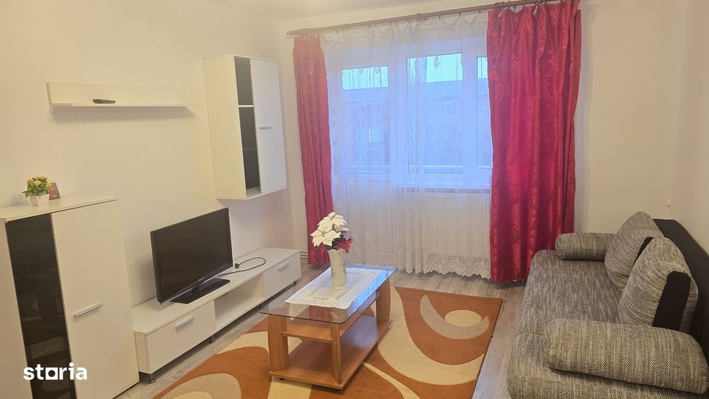 Inchiriez apartament 2 camere Deva, Pacii, situat pe mijloc, mobilat
