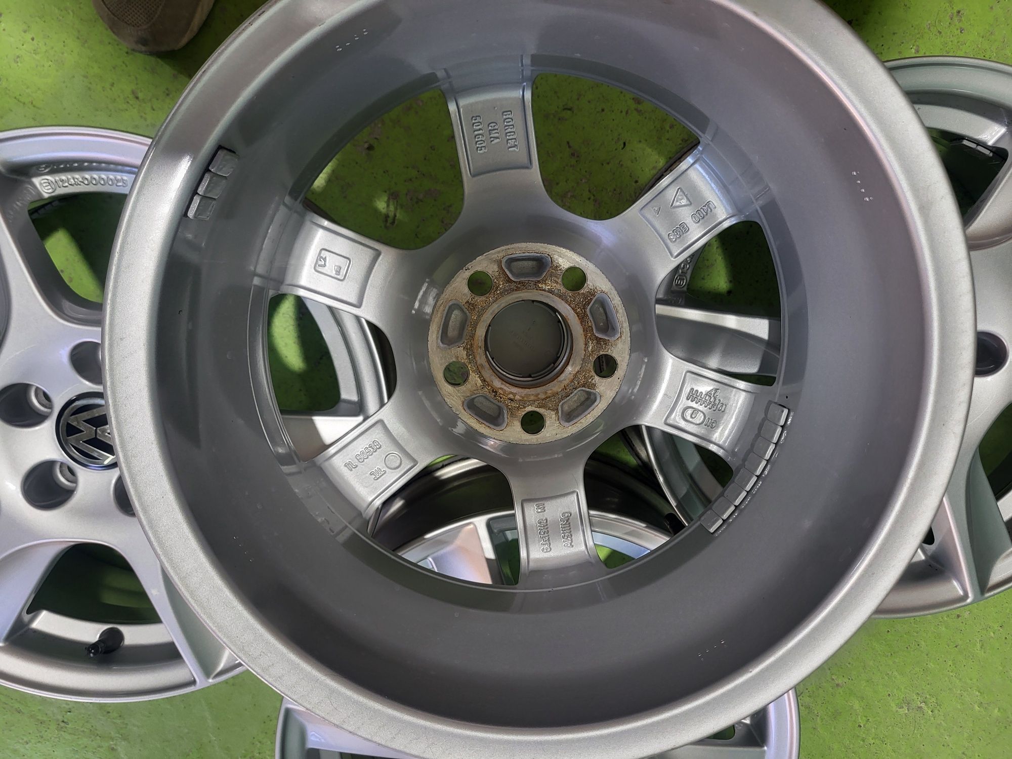 15 5x100 Vw Polo Skoda Fabia Seat лети джанти 5х100