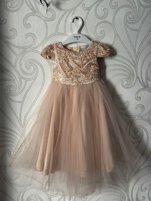 Платье нарядное р.86-92 на Новый год или фотосессию,можно двойняшкам