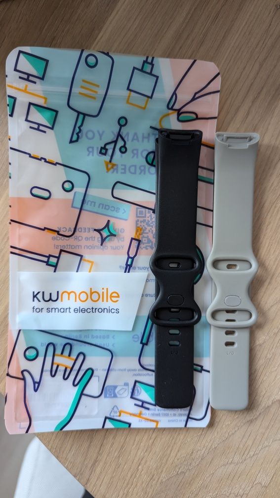 Fitbit Charge 6 НОВИ каишки и протектори KWMobile