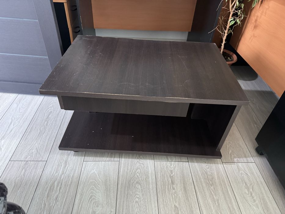 Журнальный столик