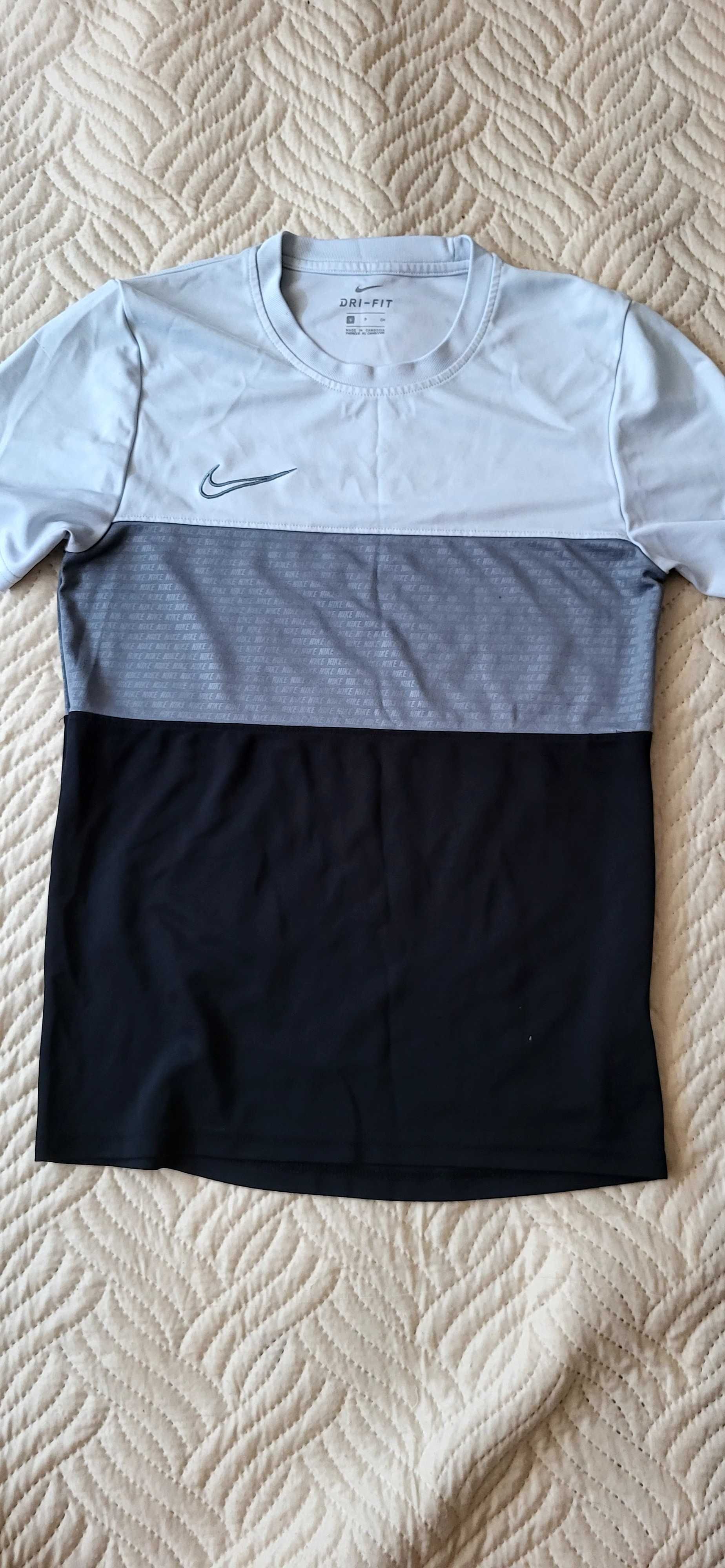 Мъжка тениска Nike