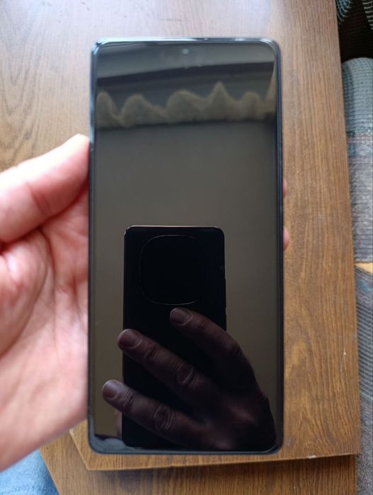 Продаётся Redmi note 13 pro