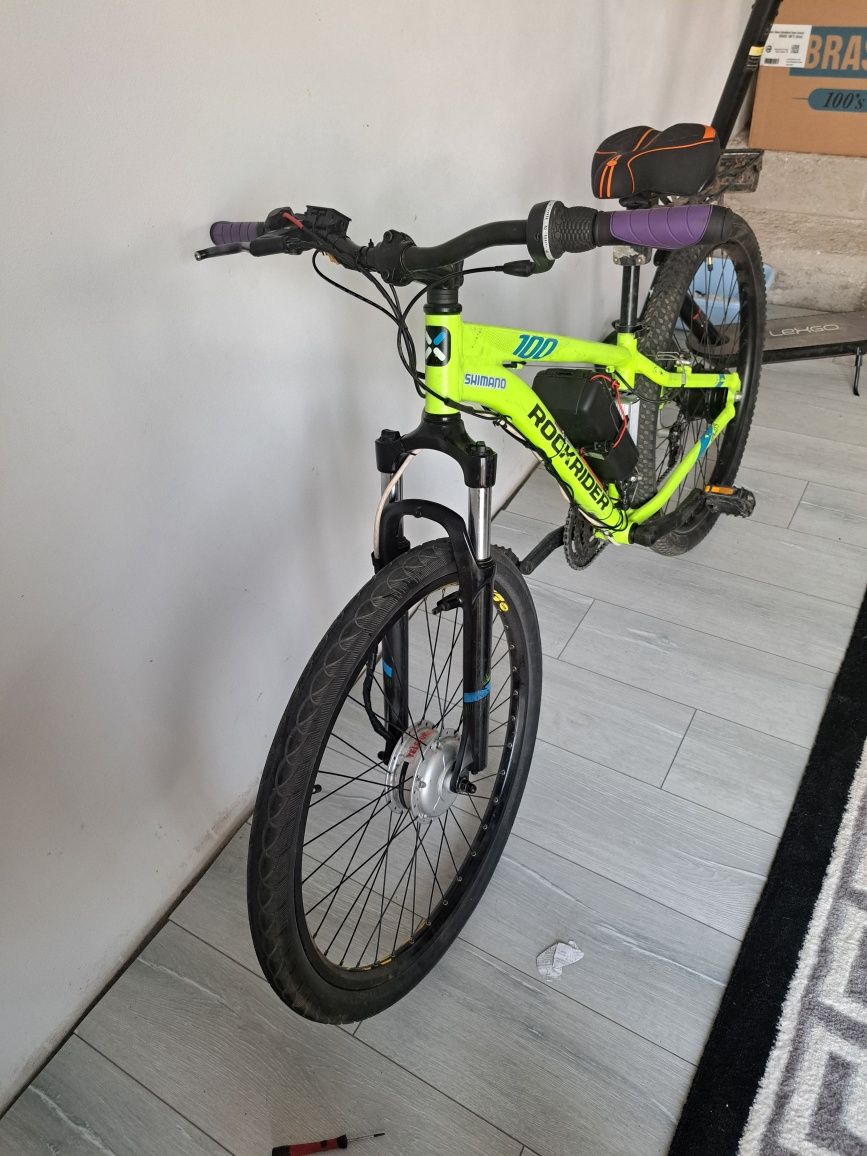 Bicicletă electrică Rockrider 100