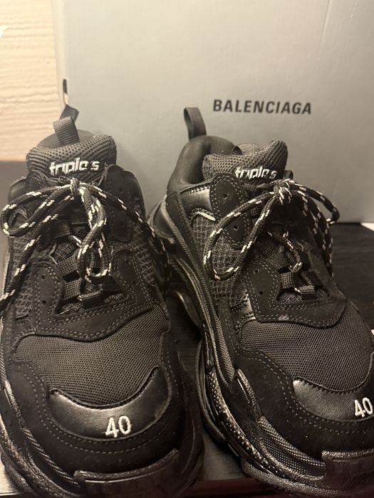 Balenciaga 40 black