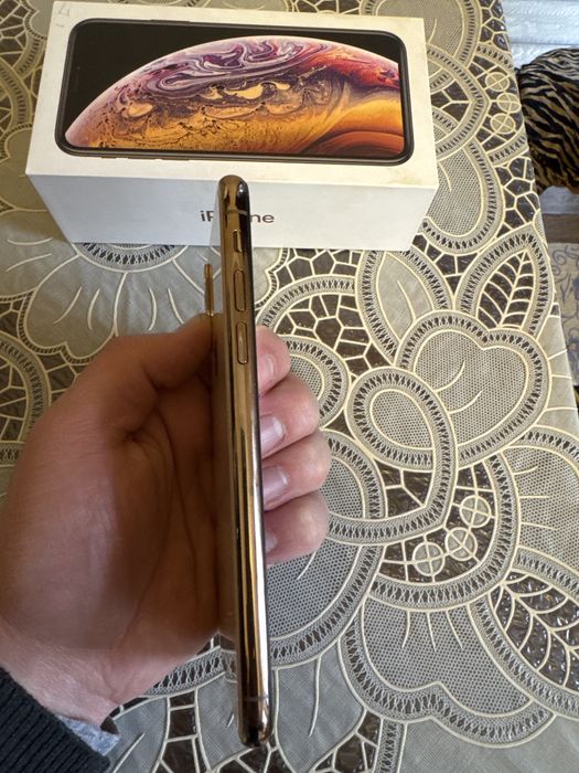 IPhone Xs xolati idyal yomkis 73% ishlashi zor aybi yoq