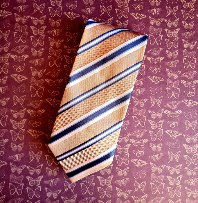 Cravate din matase modele deosebite stare excelenta, ca noi