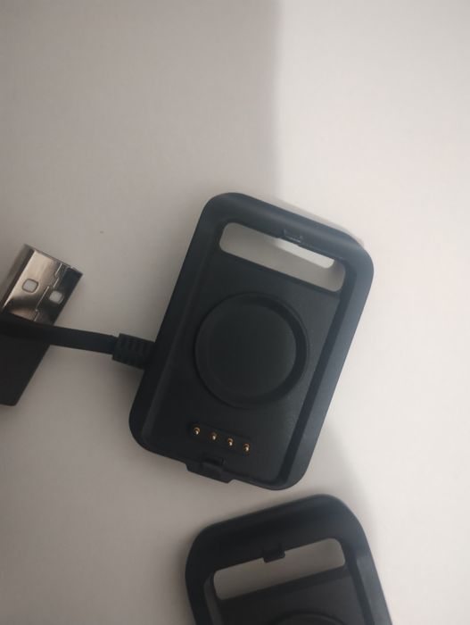 Vând încărcător ceas