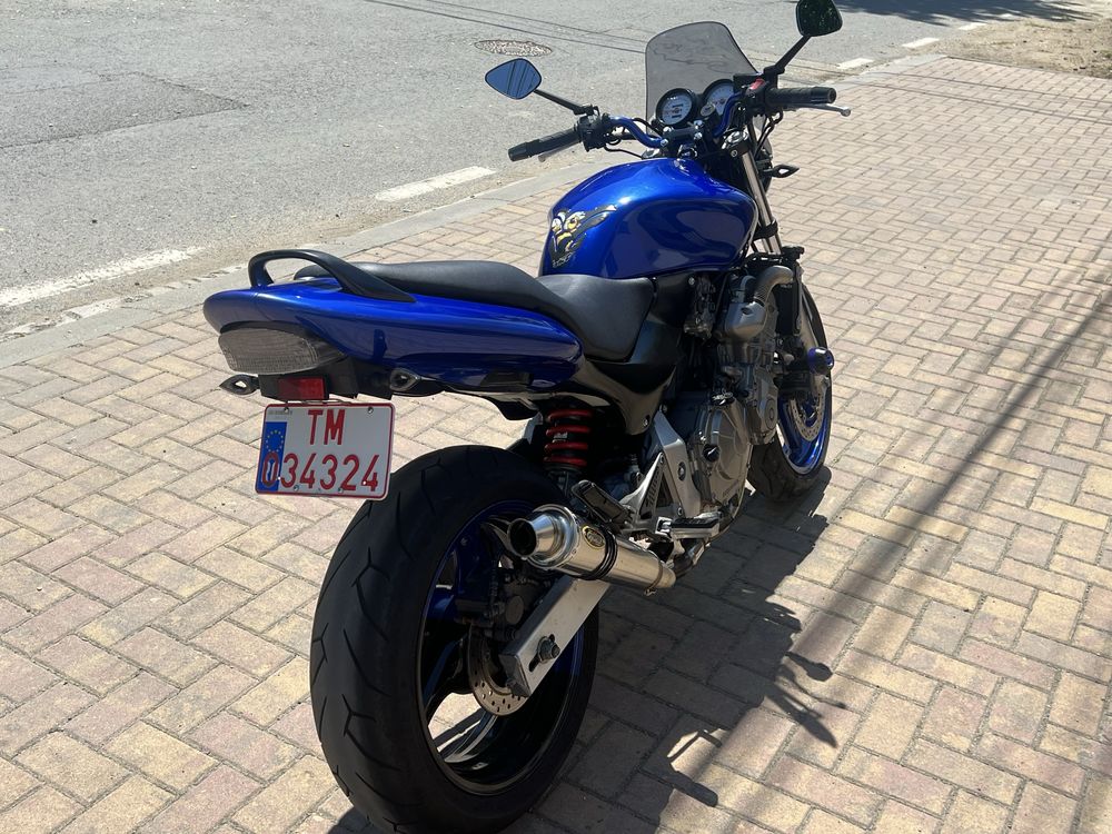 Honda hornet pc 34