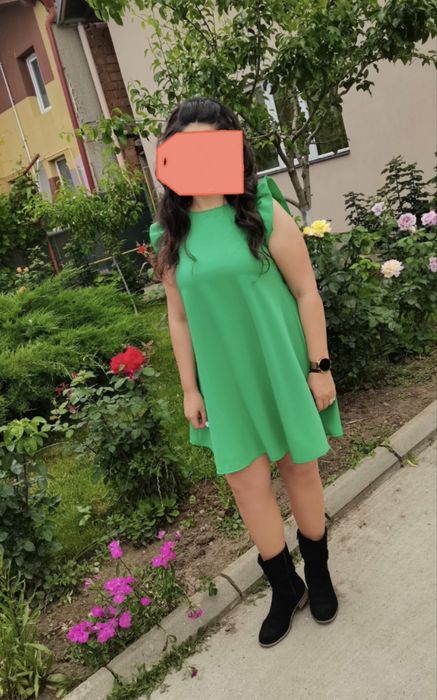 Rochie de zi.