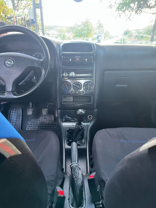 Masina de vânzare opel astra G 1.6 benzină