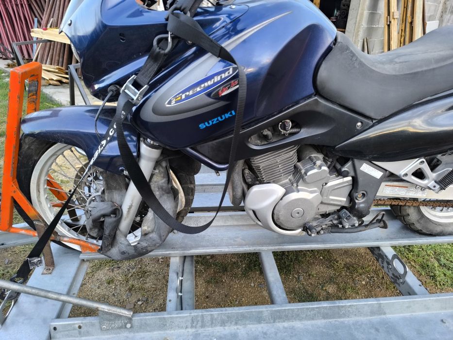 Само на части Suzuki xf 650 freewind Сузуки хф