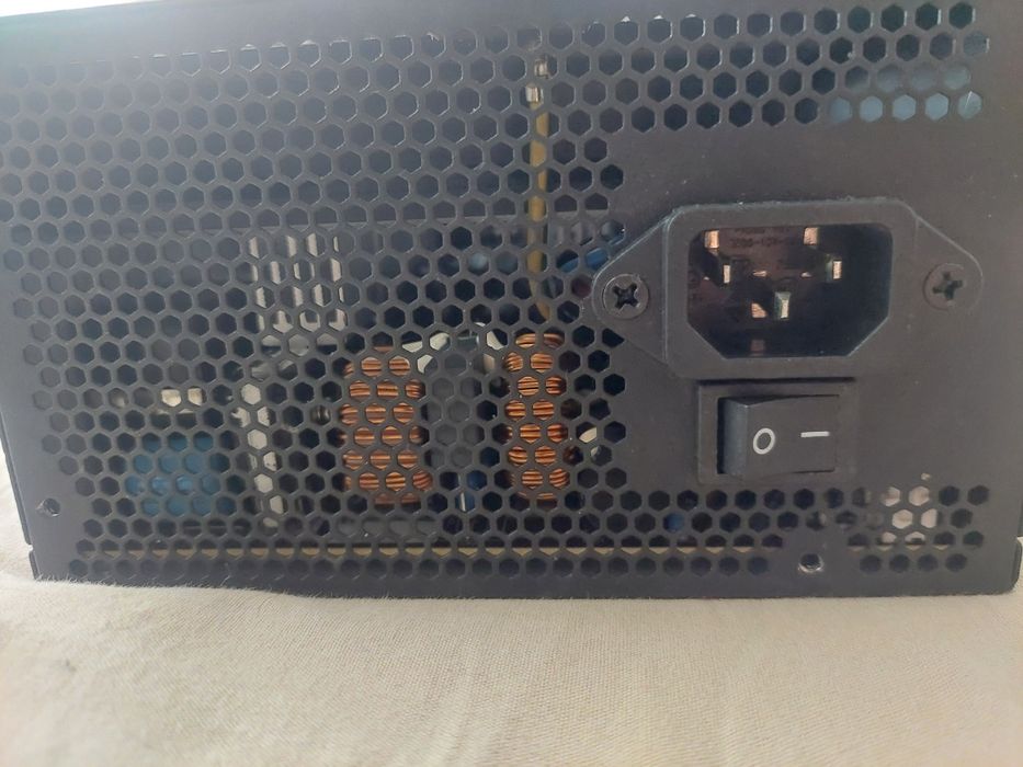Sursa Corsair CS650M semimodulara