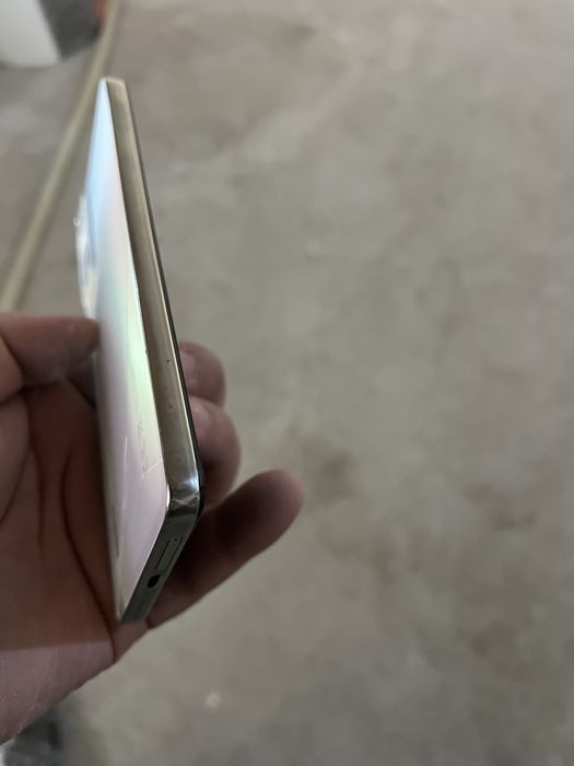 Surochana sotiladi redmi 12 pro satayasi zur