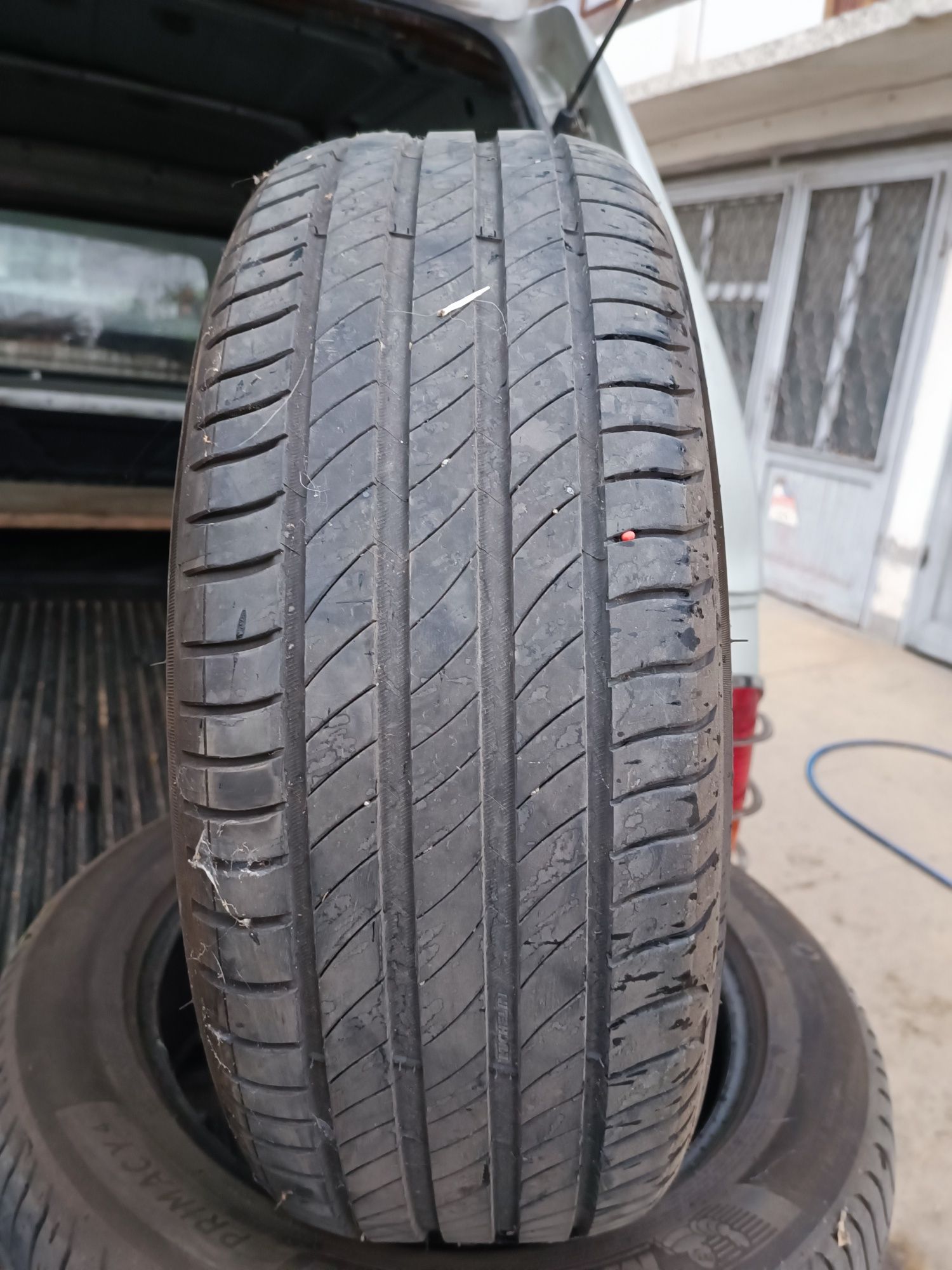 Гуми Michelin 215 55 17