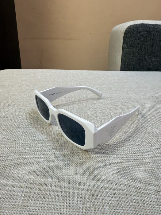 Ochelari de soare PRADA Milano – model unisex