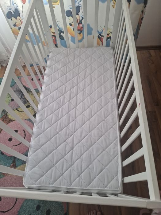 Pat lung bebelusi Mos Ene cu saltea