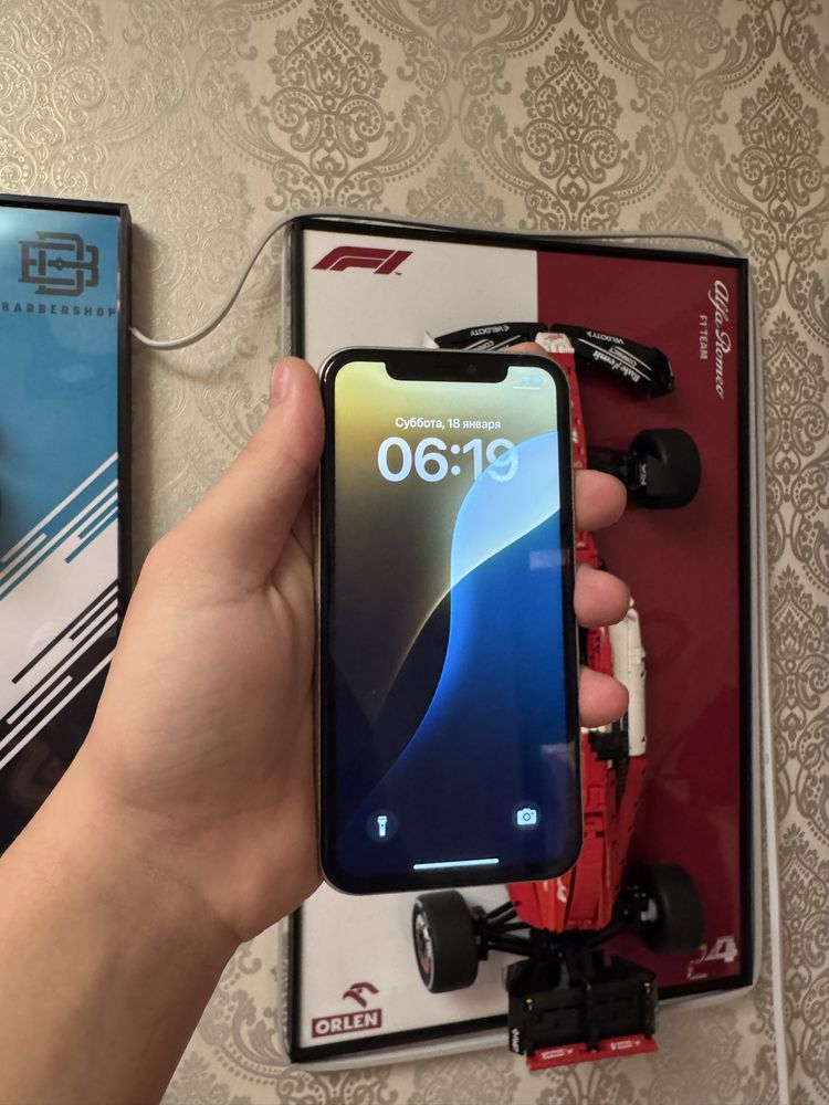 Iphone11 64 gb.