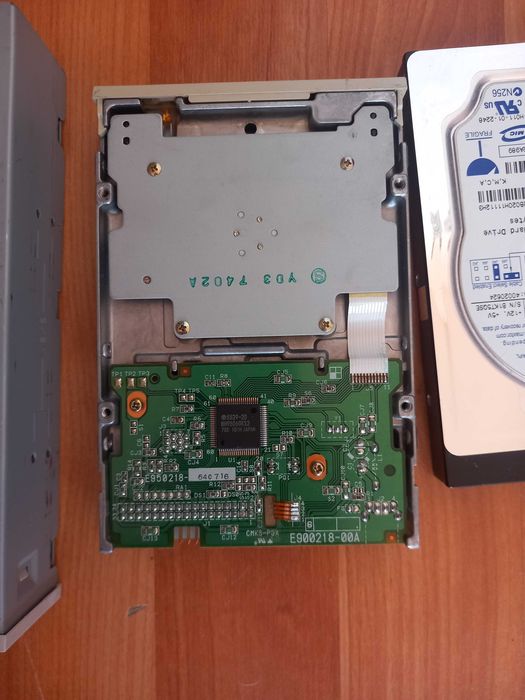 Аксесоари за настолен комп.