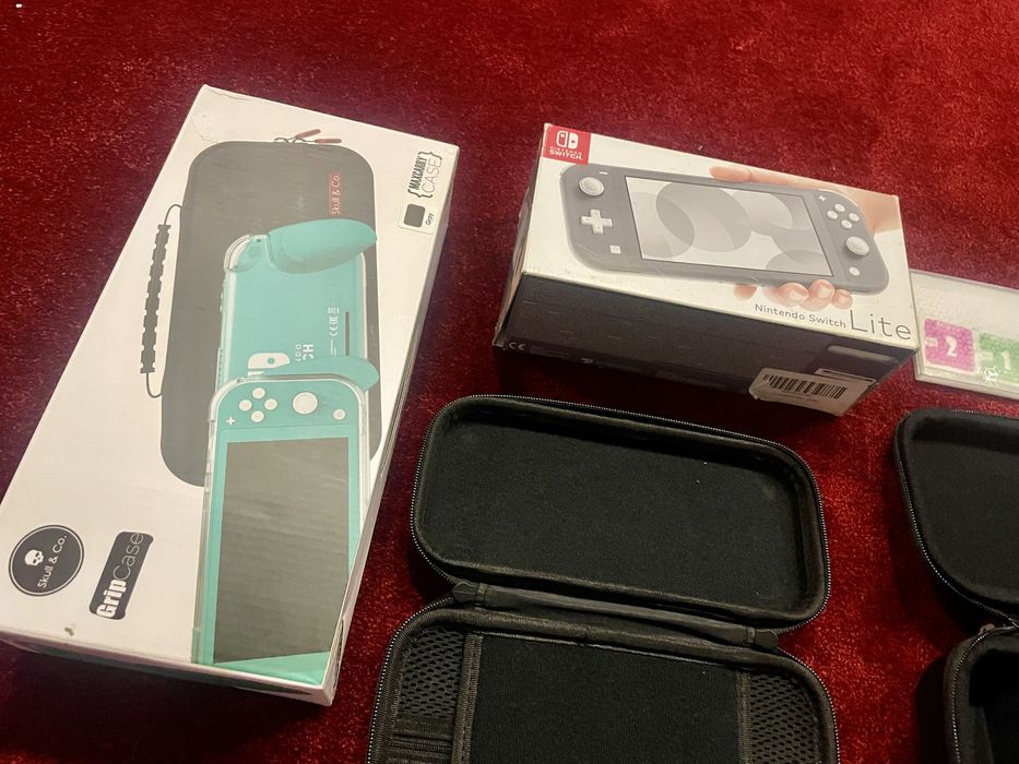 Nintendo Switch lite + accesorii impecabil