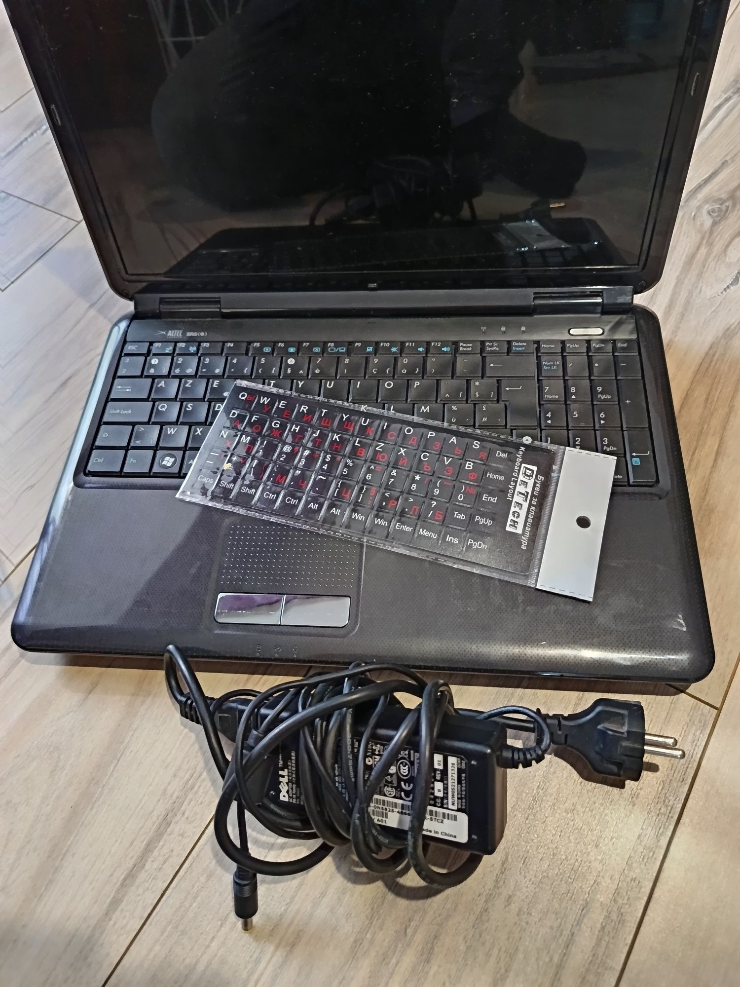Лаптоп Asus продавам