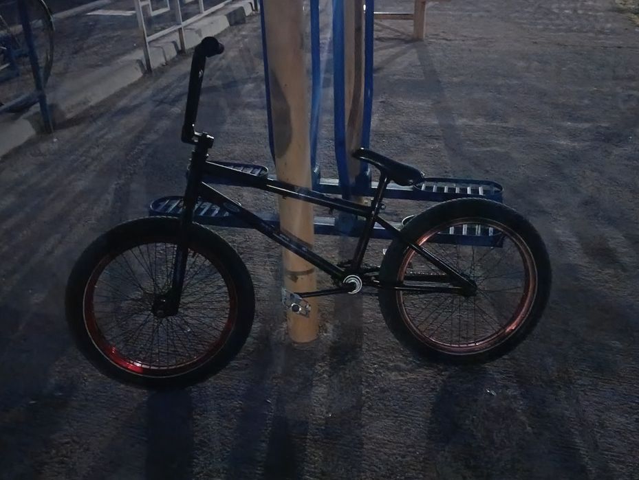 Продаю срочно BMX street