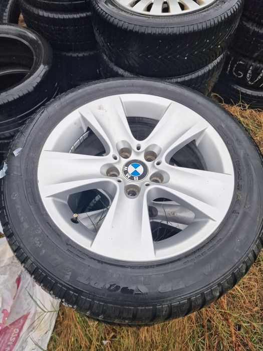 Roti Jante Originale Bmw 17 Style 327 Anvelope Iarna m+s

Specificatii