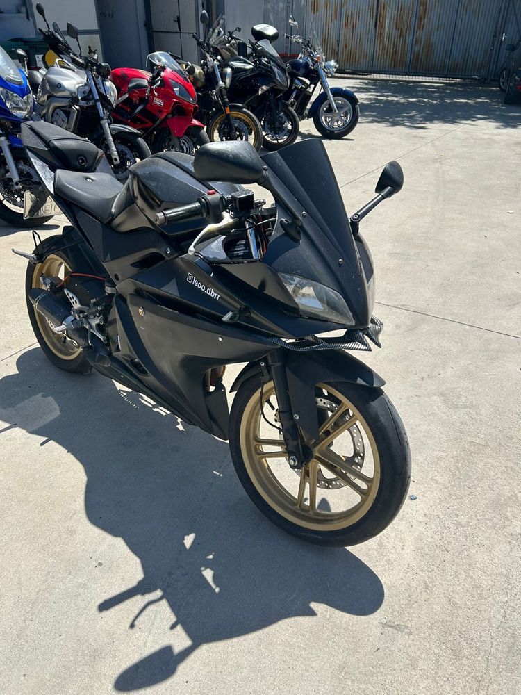 Vand yamaha yzf r125 2009