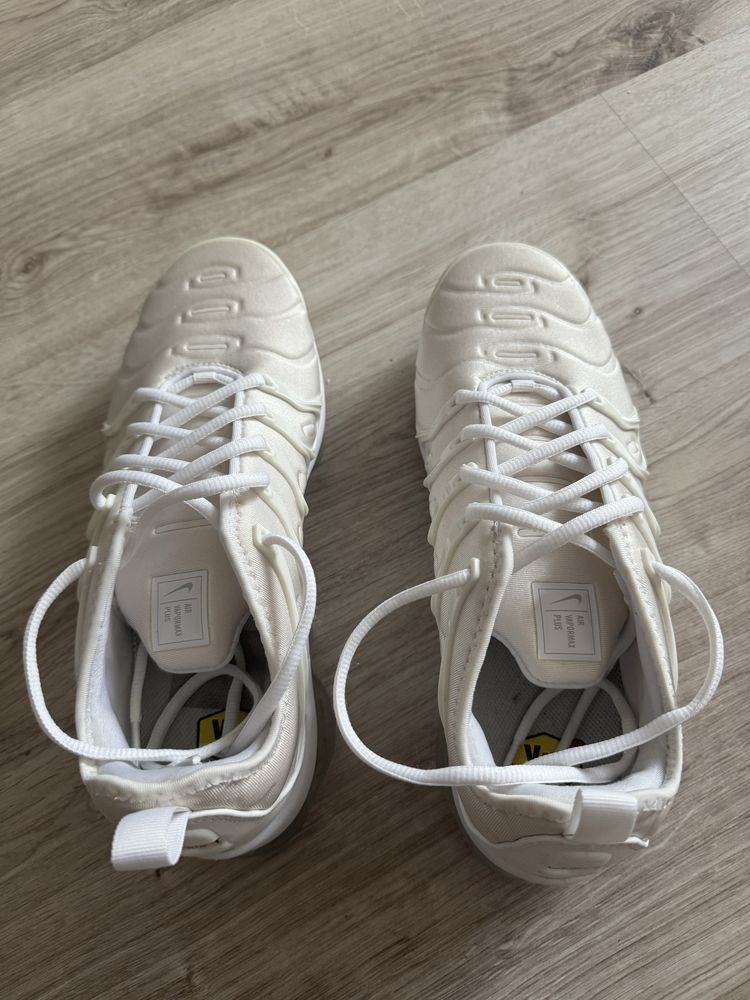 Vând Nike Vapormax