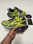 Balenciaga track 2 green size 42 fit 42-43