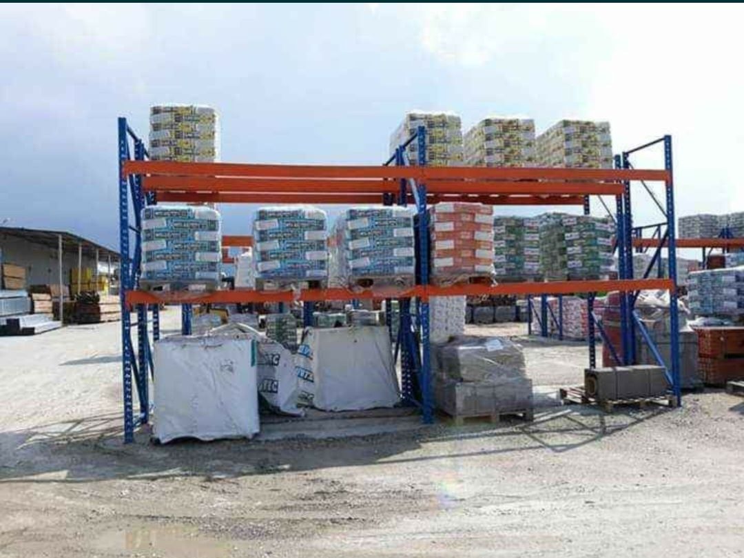 Rafturi metalice prasedintele
