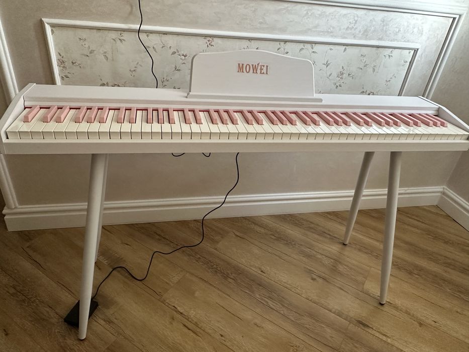 Эклектронное пианино