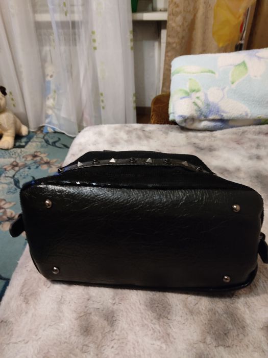 Продам новую женскую сумку