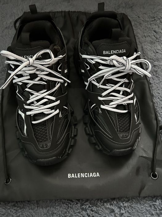 Balenciaga track negru si alb